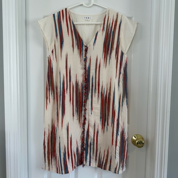 THML V-Neck Bojo Mini Dress Size Medium - Picture 9 of 9